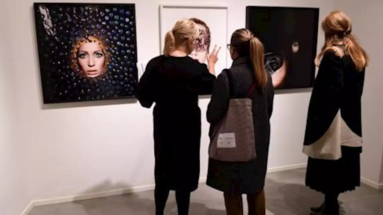 Italian fashion photographer Barbieri's works on display in Milan