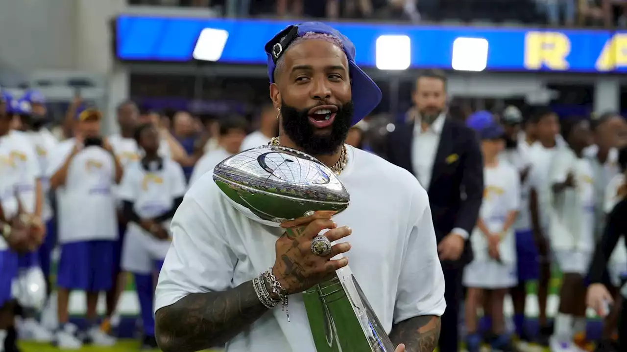 Jerry Jones says Odell Beckham Jr.'s flight removal will not impact Cowboys' interest: 'We think he'd fit in really good with us'