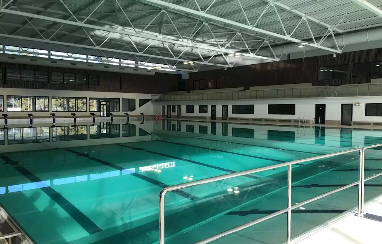 Presque livrée, une piscine près de Bordeaux voit sont permis suspendu