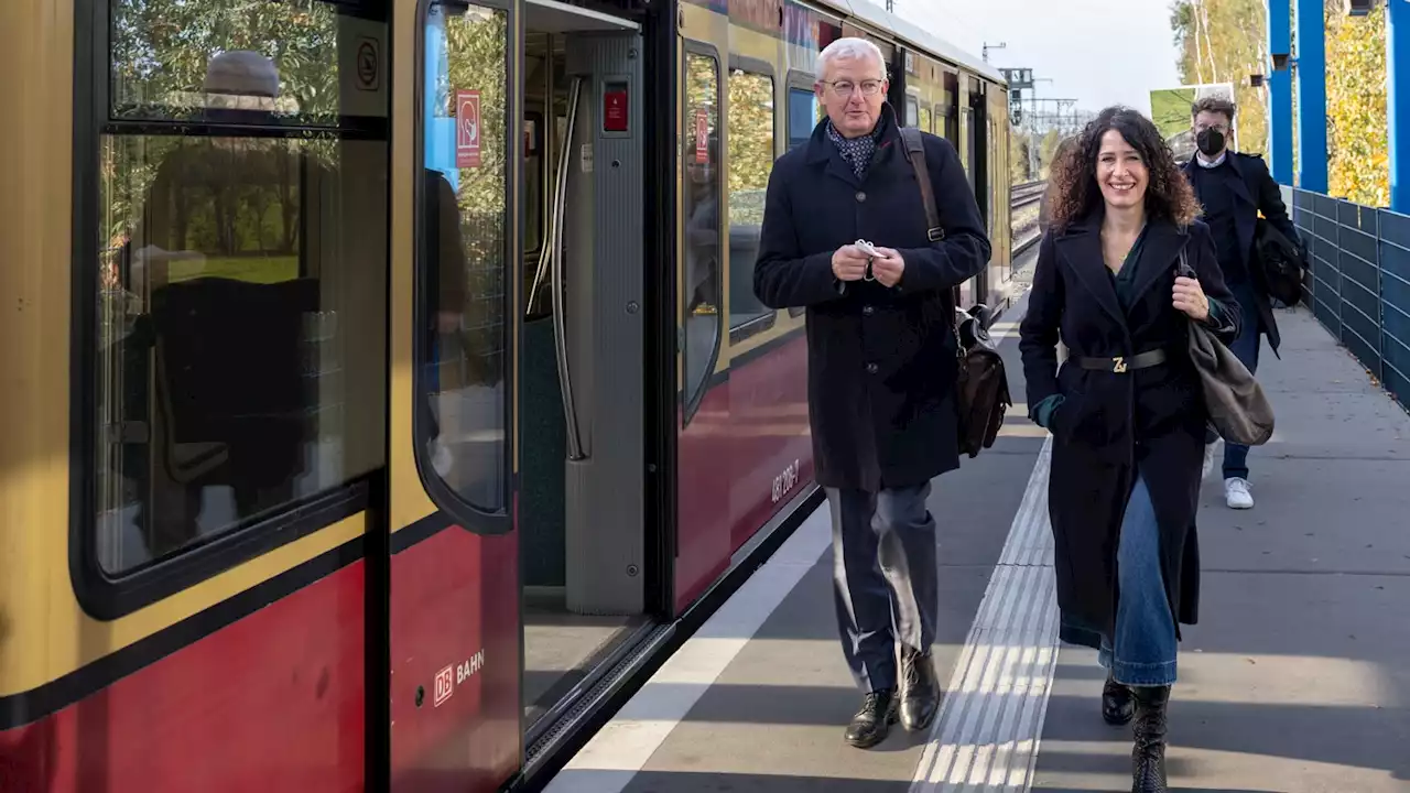 Dieses Mal kam Jarasch mit der Bahn zu Park+Ride