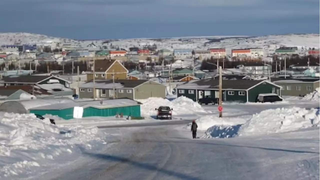 Quebec coroner links infant deaths in Nunavik to overcrowded housing | CBC News