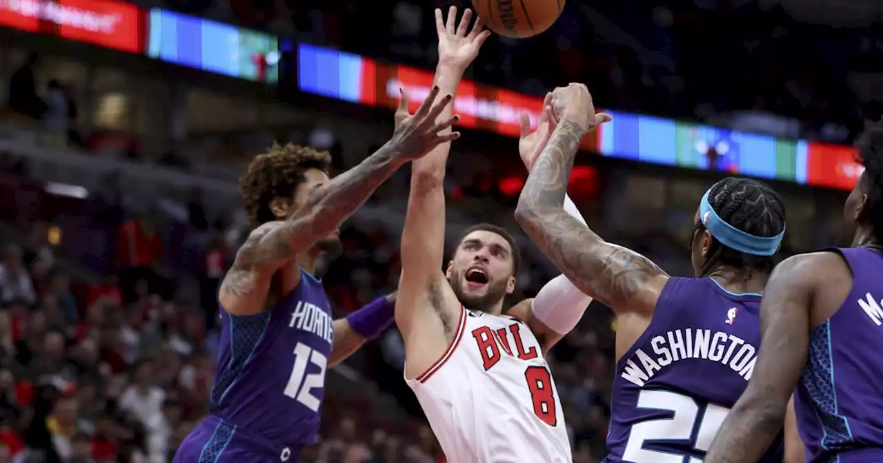 Zach LaVine plays his 1st set of back-to-back games this season, while the bench leads the Chicago Bulls to a victory