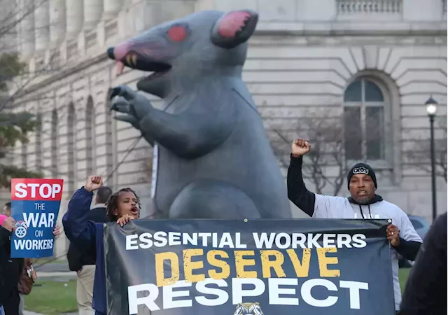 Unions protest outside Cleveland City Hall in pursuit of higher wages