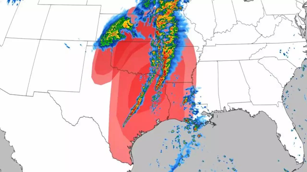 Southern tornado threat increases as West is blanketed in needed snow | CNN