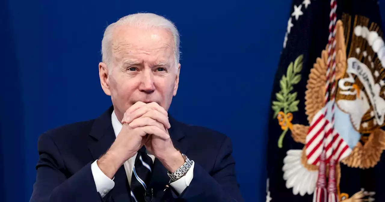 Opinion | Why Democrats Should Not Run Away From Joe Biden