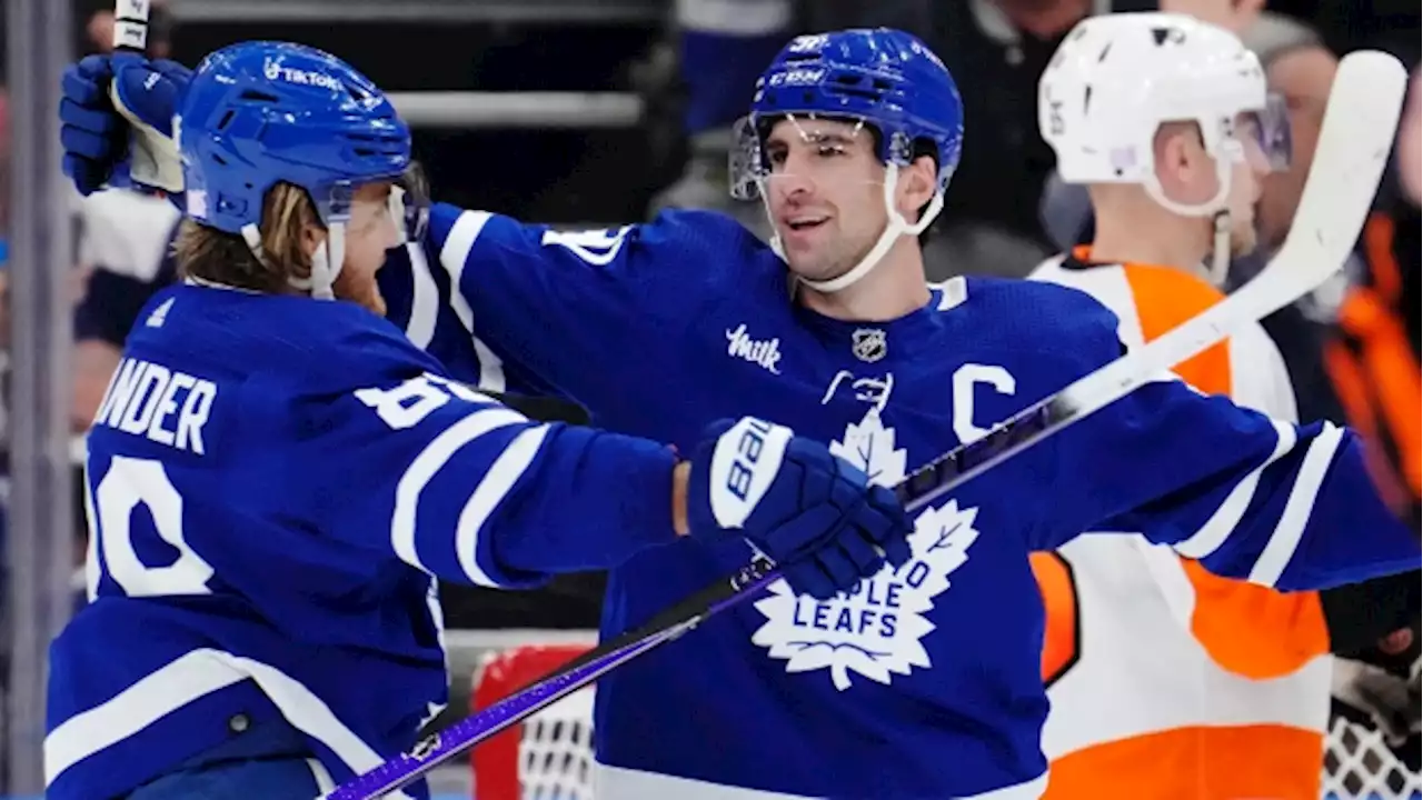 Tavares scores three times, Maple Leafs down Flyers to snap four-game slide