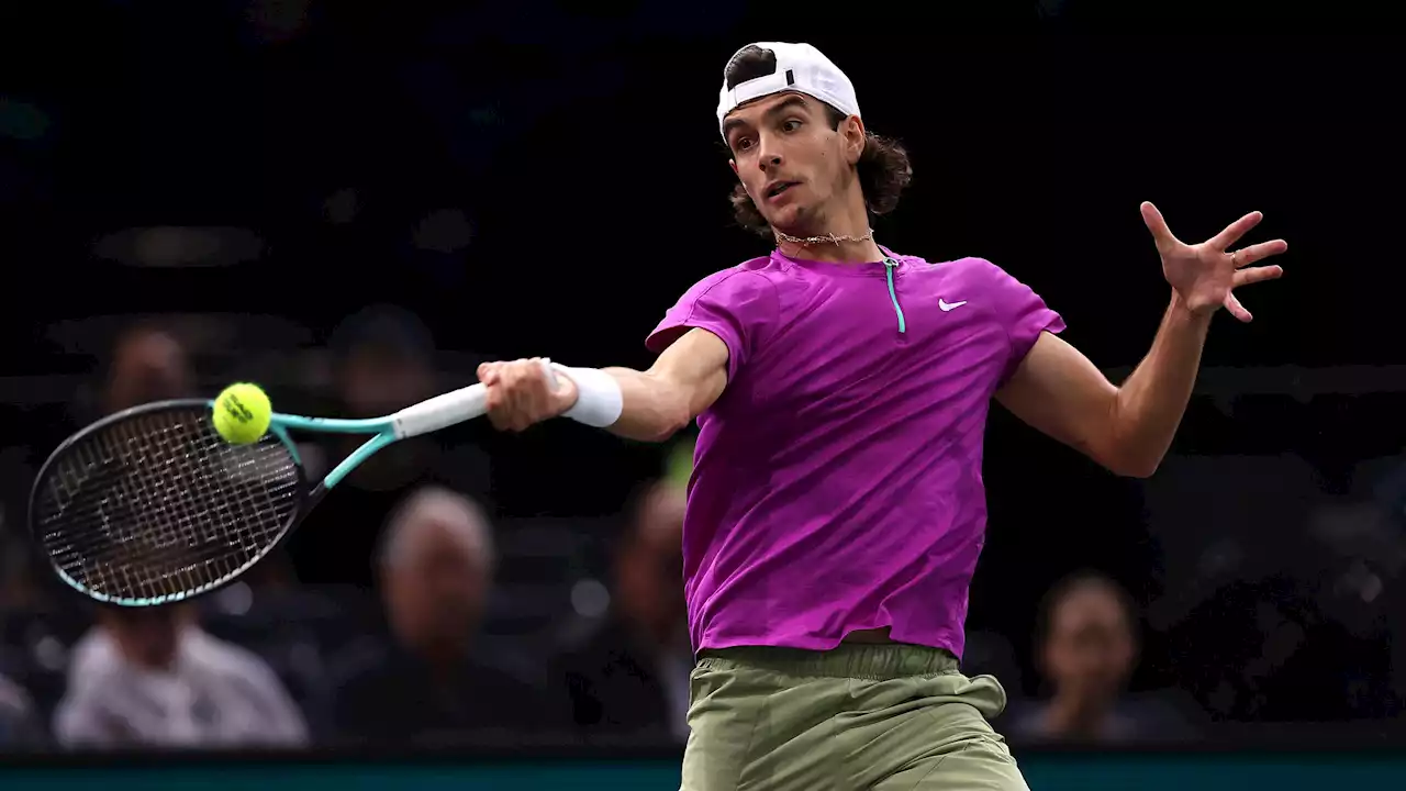 Rolex Paris Masters : Lorenzo Musetti s'offre Casper Ruud (4-6, 6-4, 6-4) et son premier quart de finale en Masters 1000