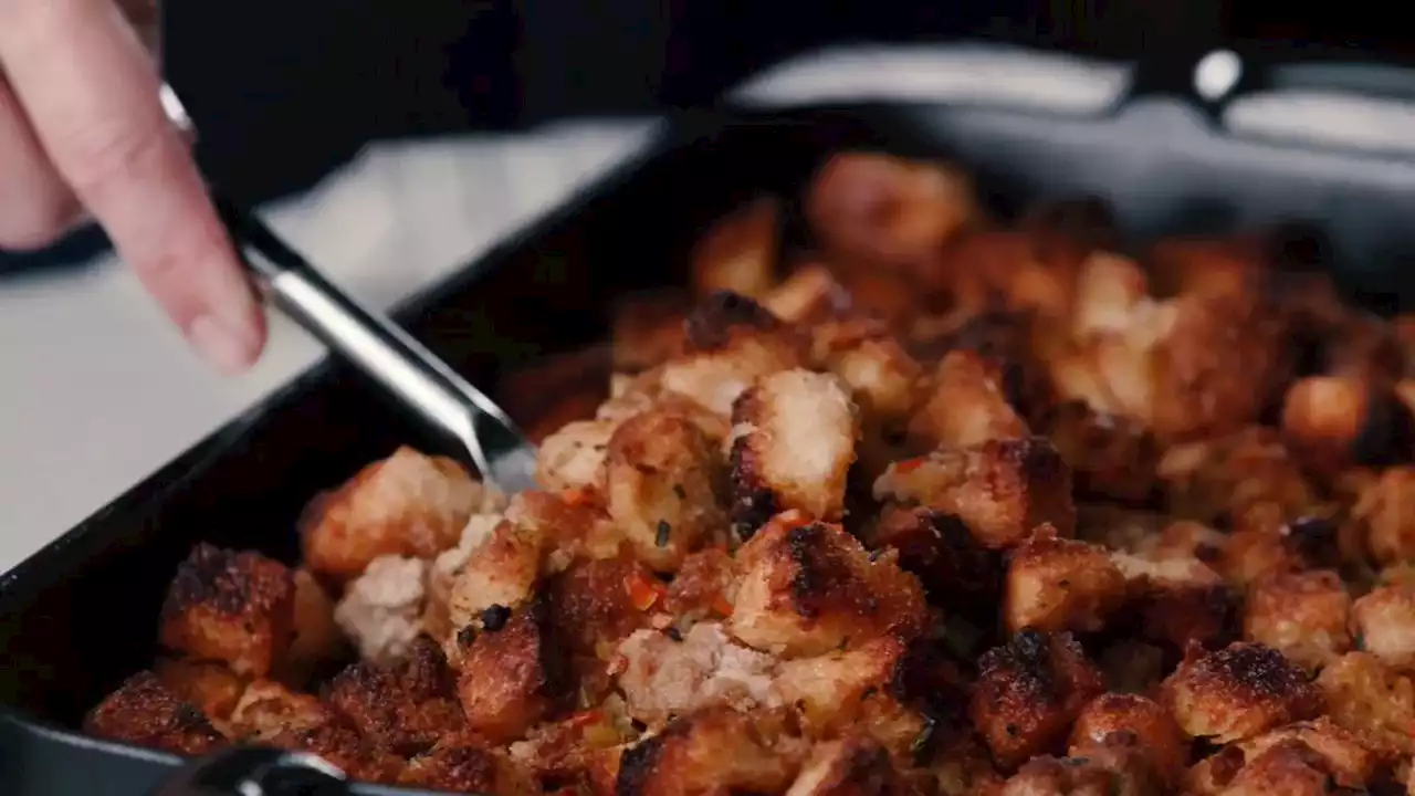 Sausage and Bread Stuffing