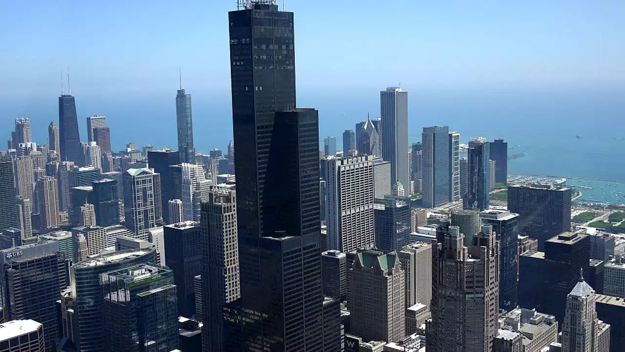 Chicago to welcome another sunny, unseasonably warm day