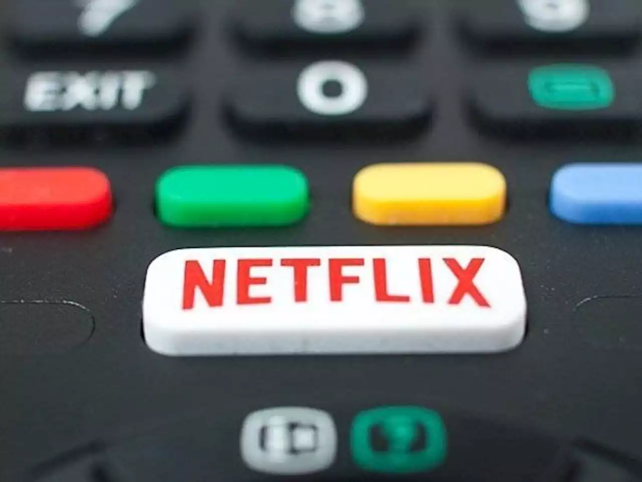 Netflix introduces adverts for the first time in the UK from TODAY