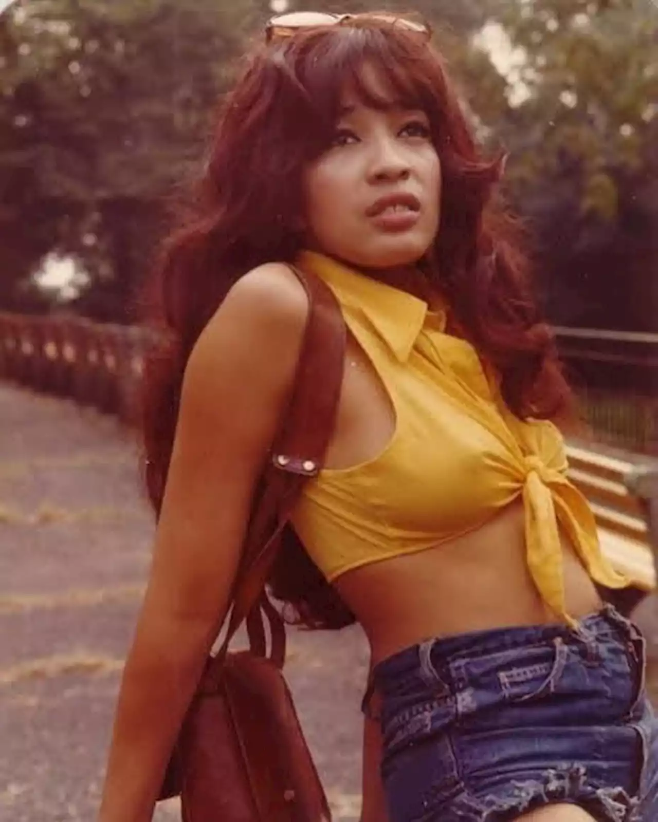 60s Fashion: The Ronnettes' singer Ronnie Spector's casual mod style in iconic outfits