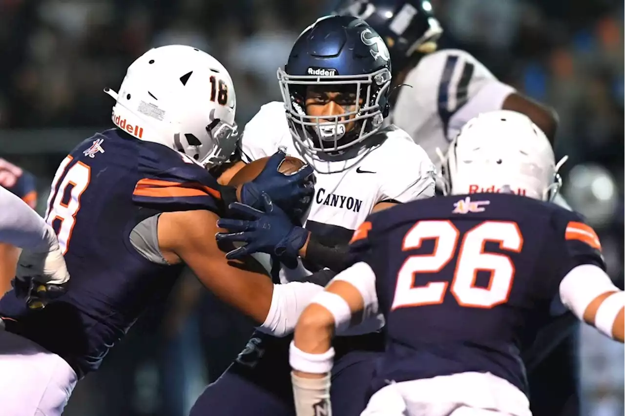 Football playoff preview: Sierra Canyon, Chaminade, West Ranch hosting first-round matchups