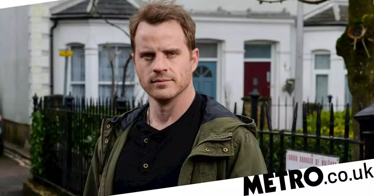 Rob Kazinsky slams blue tick charge over fake accounts grooming children