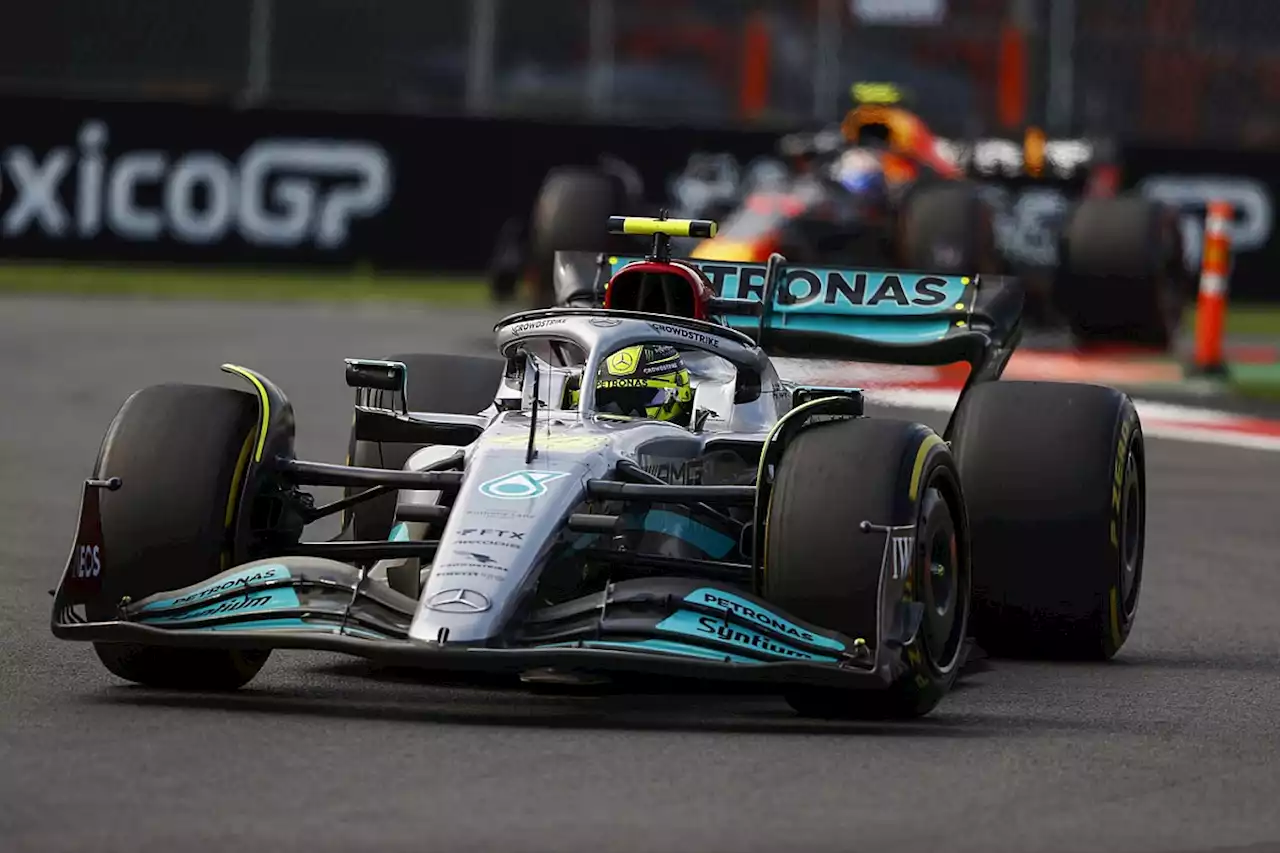 Mercedes would prefer F1 race win over second constructors' spot