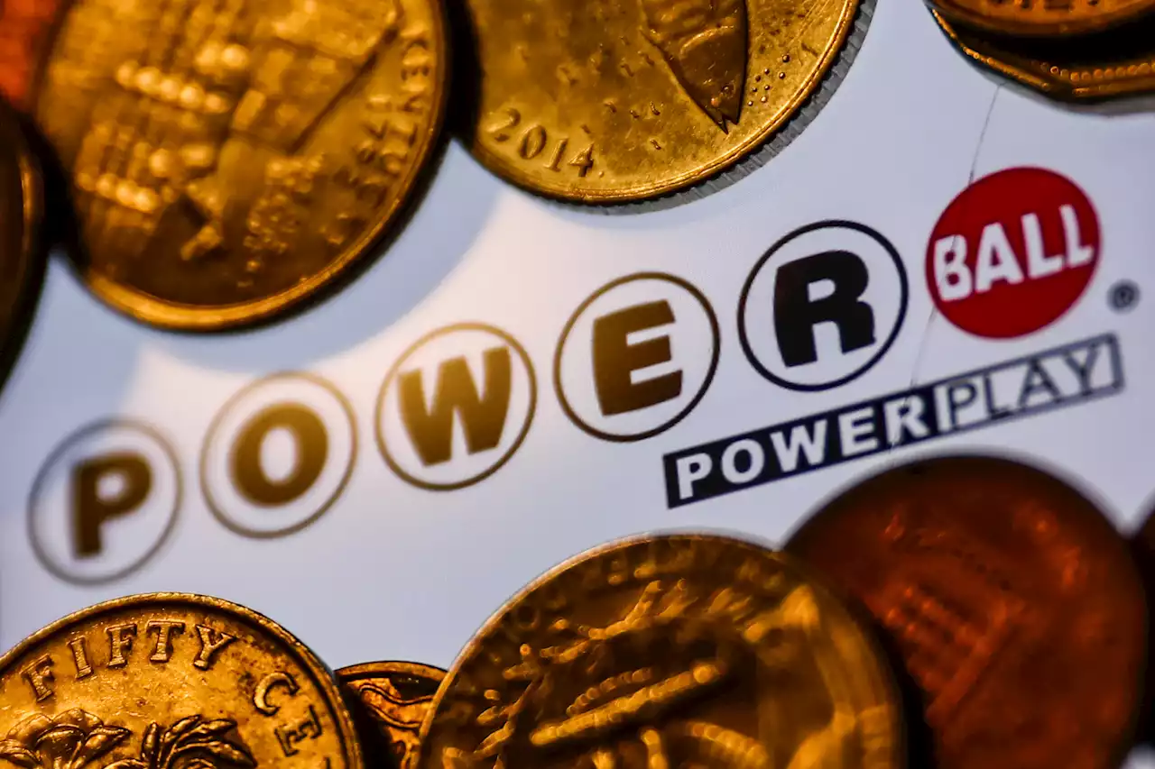 If You Win $1.2 Billion Powerball Prize, Consider Taking 29-Year Annuity Option Instead of Cash