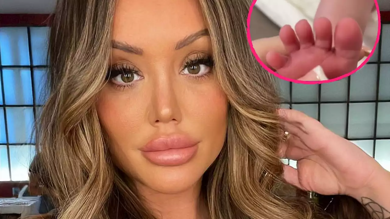 Süß! Charlotte Crosby gewährt ersten Blick auf Tochter Alba