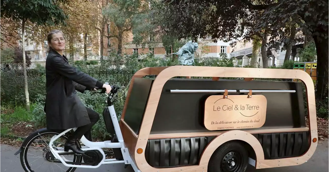 Parisian undertaker aims to introduce bicycle hearse in France