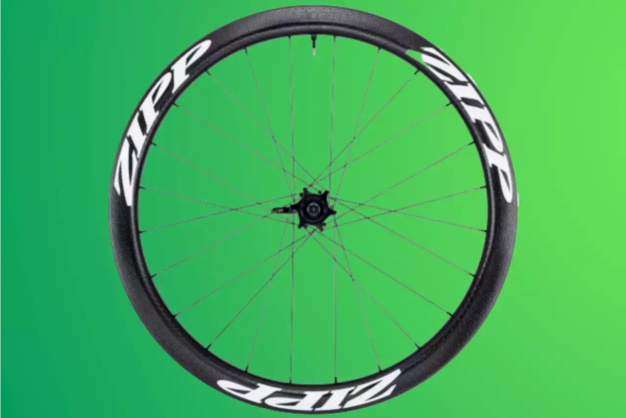 62% off Zipp 303 Carbon Clincher Tubeless Disc Rear Wheel | Cycling deals from Dealclincher