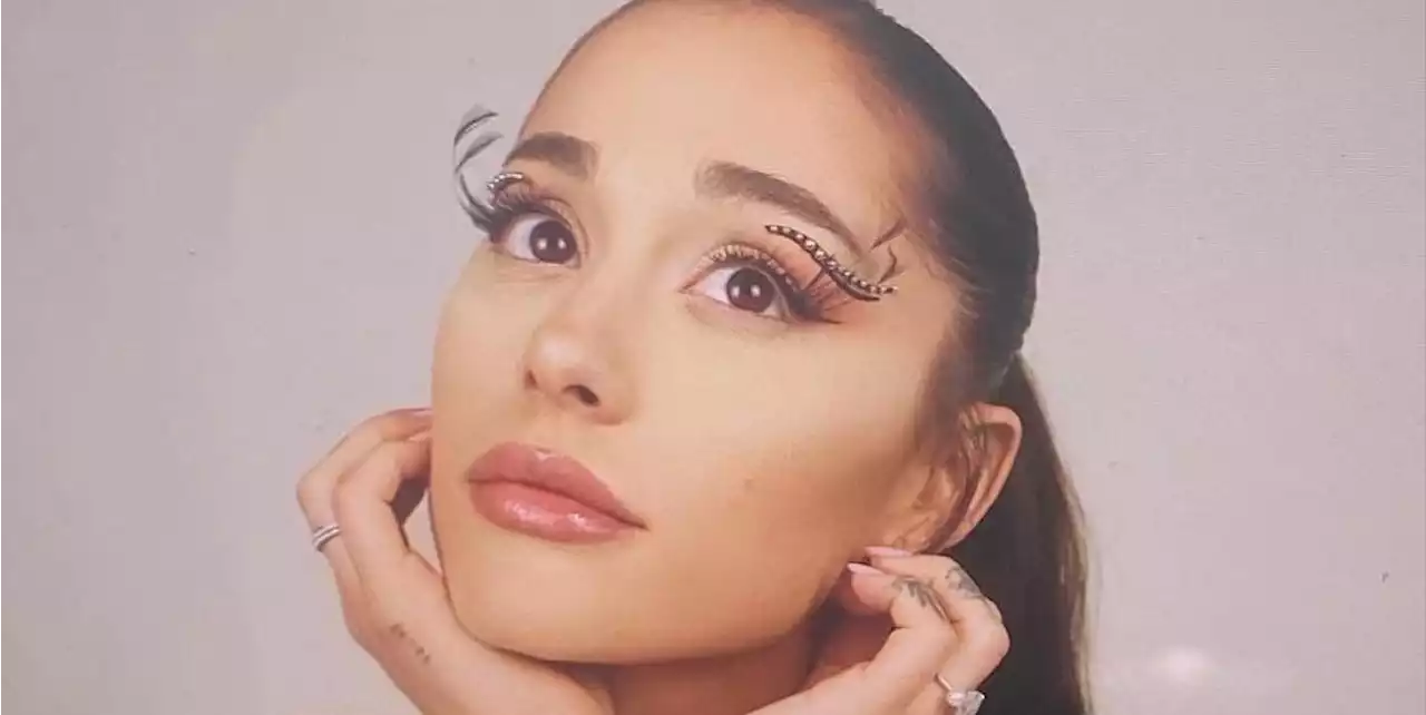 Ariana Grande just dramatically changed up her signature hair and makeup aesthetic