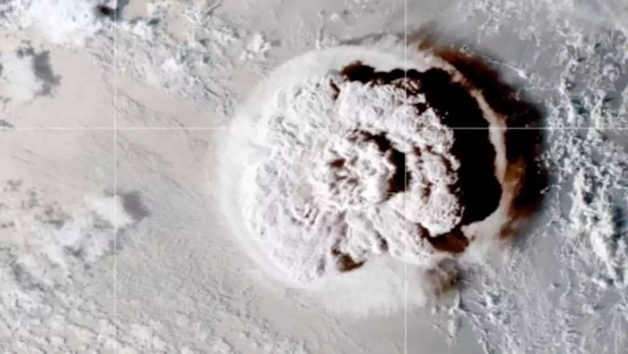 Record-breaking Hunga Tonga volcanic plume might have warmed Earth's climate