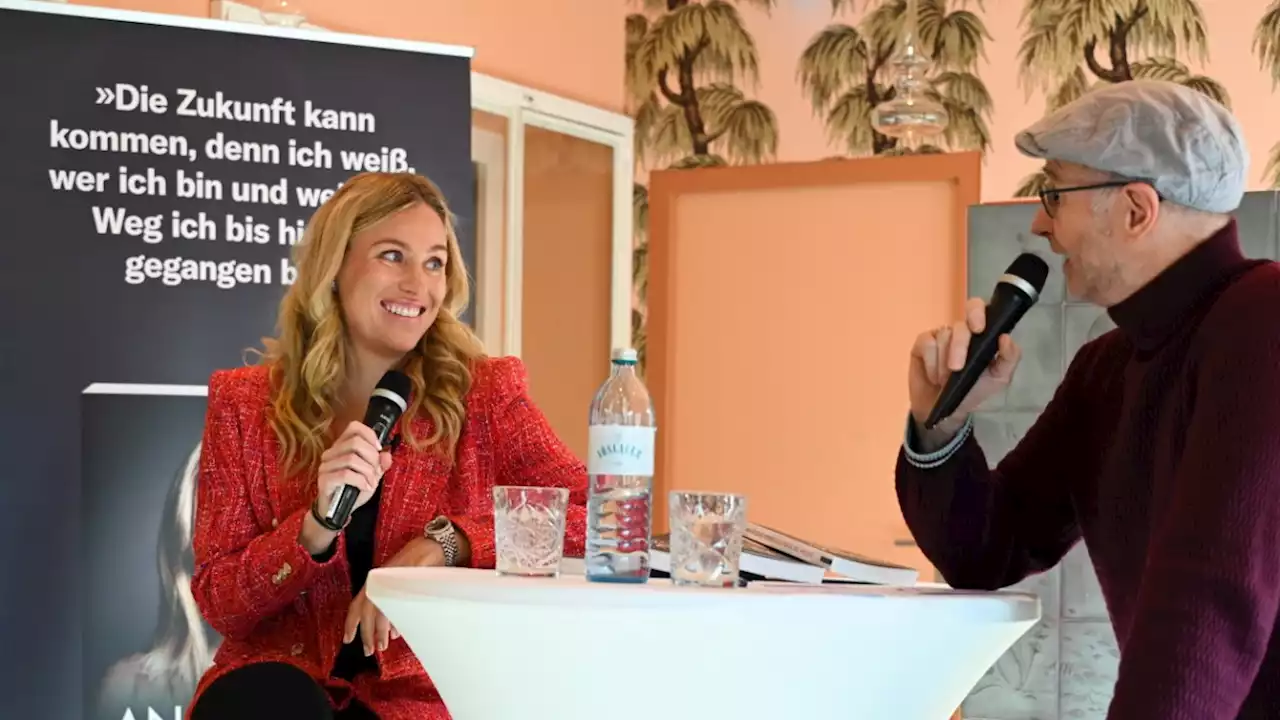 Angelique Kerber präsentiert ihr Buch in München