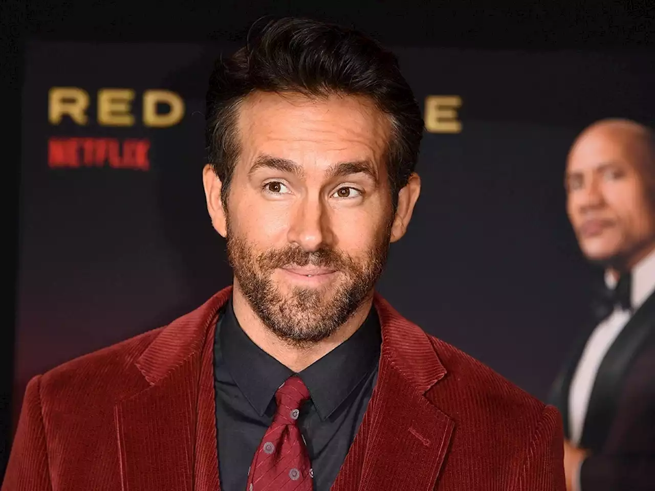 Ryan Reynolds interested in purchasing Ottawa Senators: People magazine