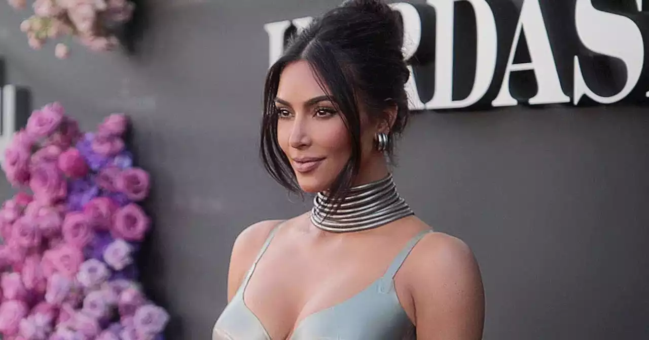 Kim Kardashian Pokes Fun at Chicago, True Photoshop 'Fail' After Backlash