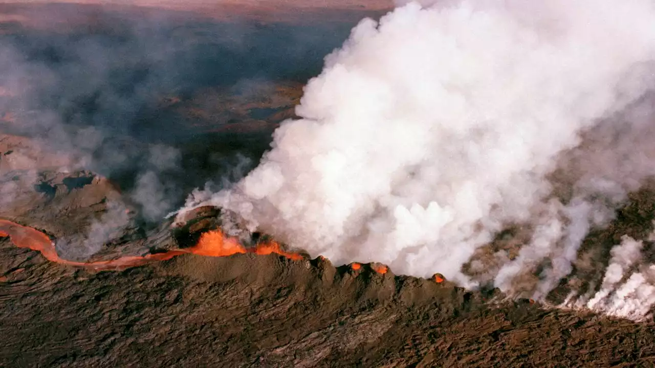 EXPLAINER: Where will Hawaii's biggest volcano erupt from?