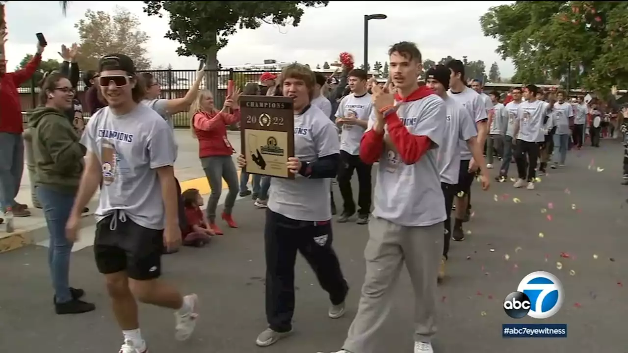 SoCal deaf football team celebrates its 1st CIF state title with parade