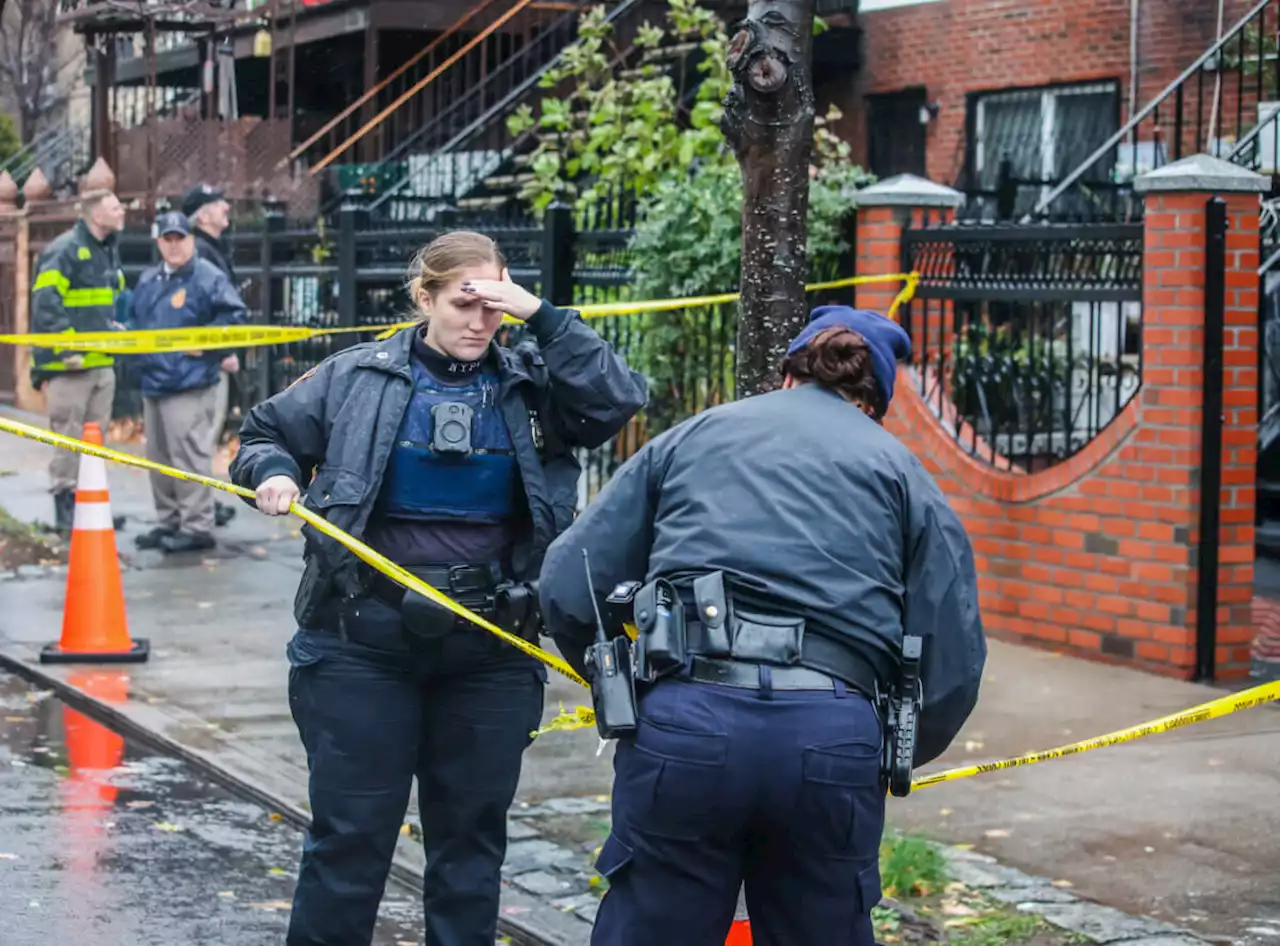 Bronx fire leaves man in critical condition: FDNY | amNewYork