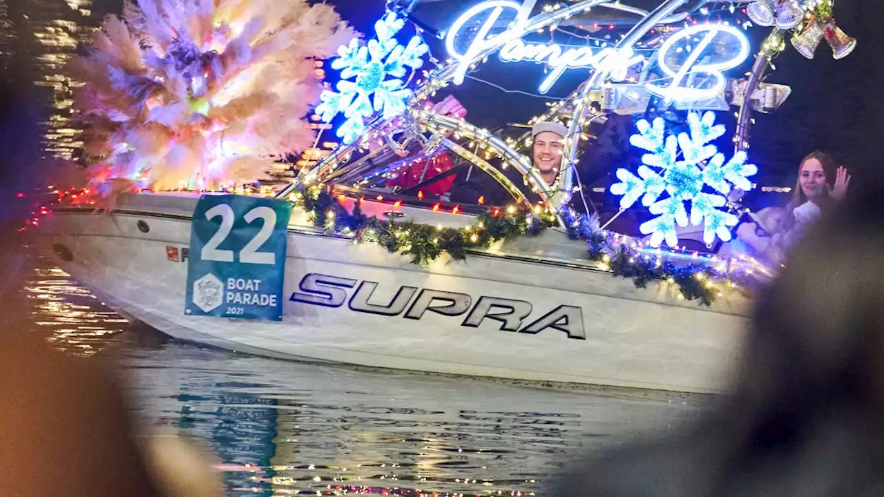 Tempe holiday boat parade: Everything to know about 2022 Fantasy of Lights at Town Lake