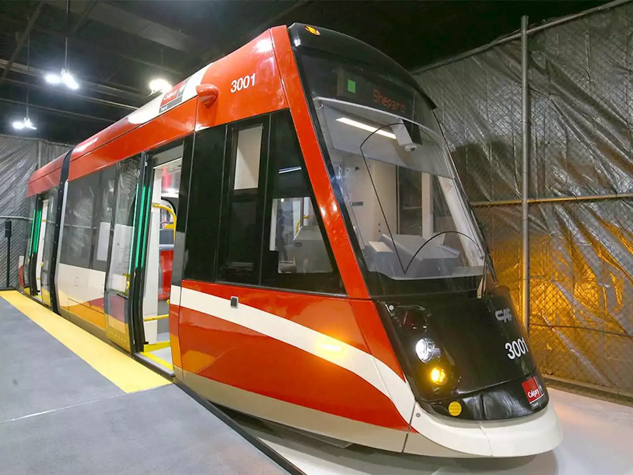 Low floors and longer cars: City unveils mock-up of new Green Line vehicle