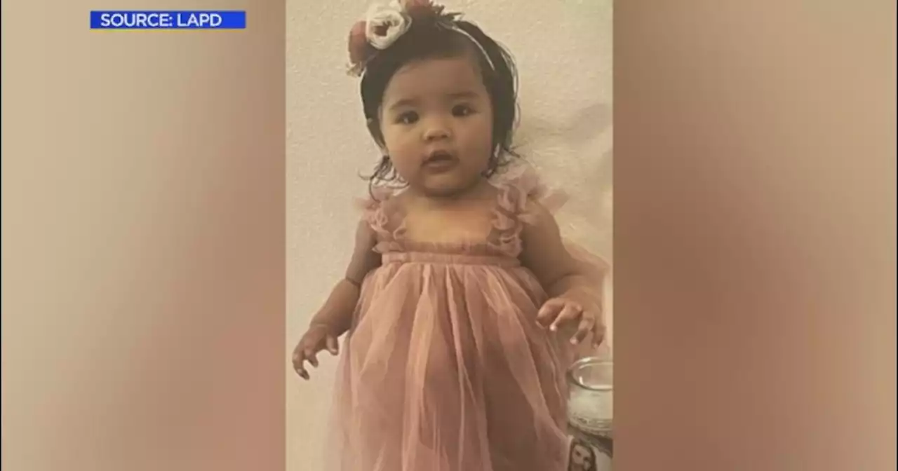 LAPD searching for baby girl abducted by her mother in Winnetka