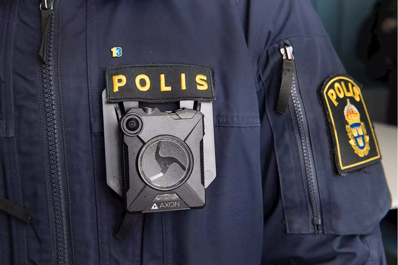 Snart börjar polisen med kroppsburna kameror. Tilldelningen börjar nu i december.