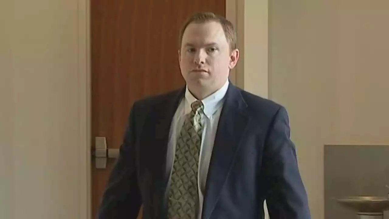 Aaron Dean murder trial: Why potential jurors were asked about their favorite TV shows, commenting online