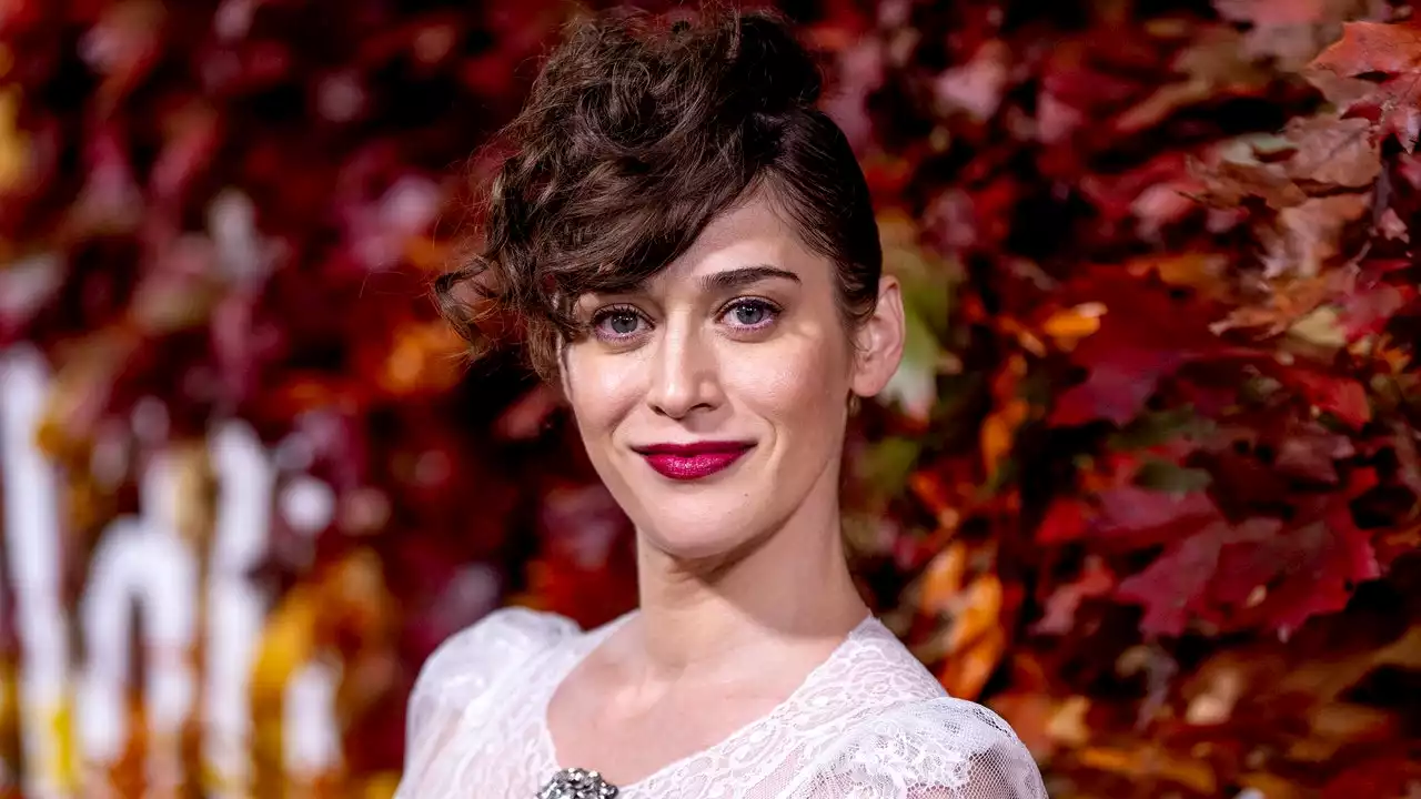 Lizzy Caplan made a valid point about the potential downside of a Mean Girls sequel