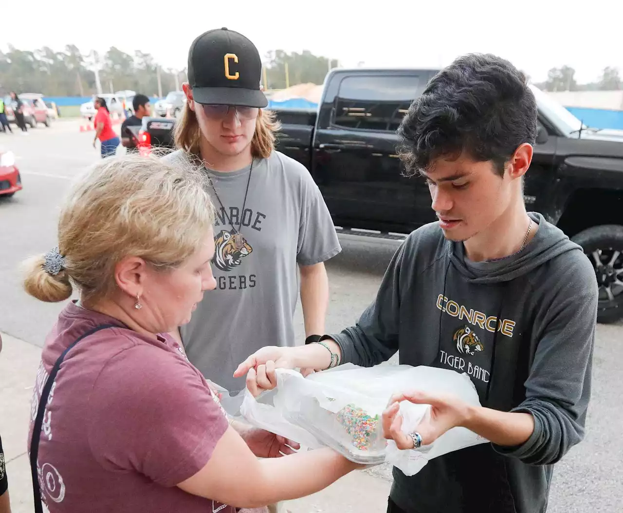 H-E-B will distribute 5,000 holiday meals at Delmar Stadium this Saturday