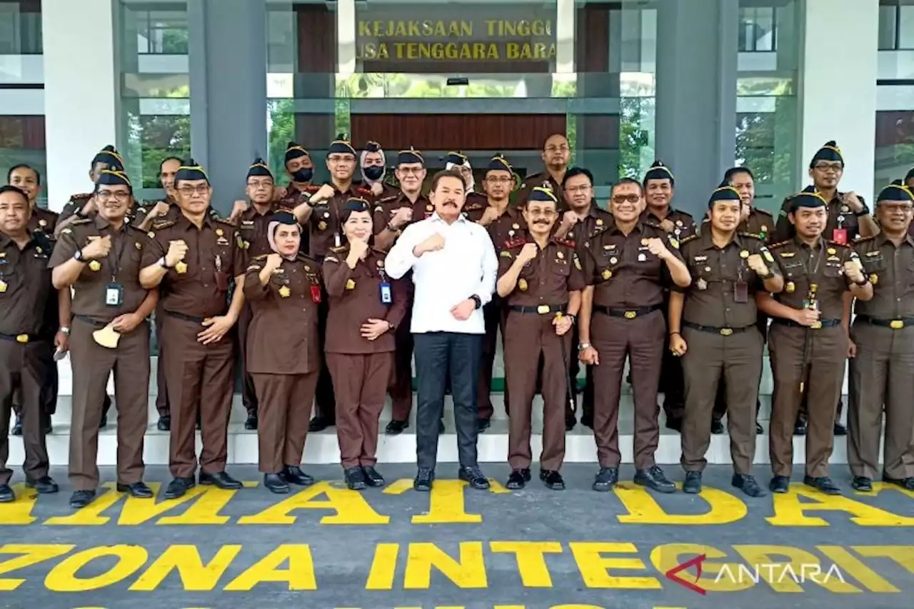 Jaksa Agung Kecam Keras Oknum Penerima Suap