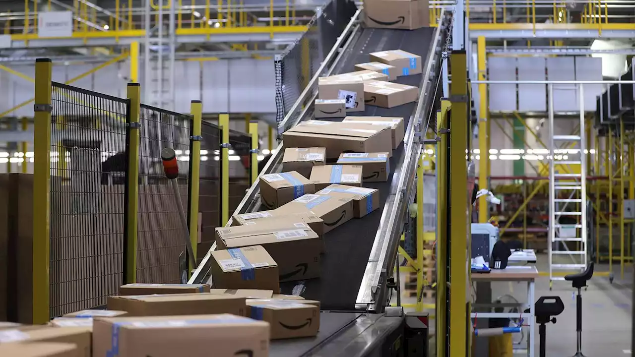 Amazon says it had its biggest Thanksgiving shopping weekend