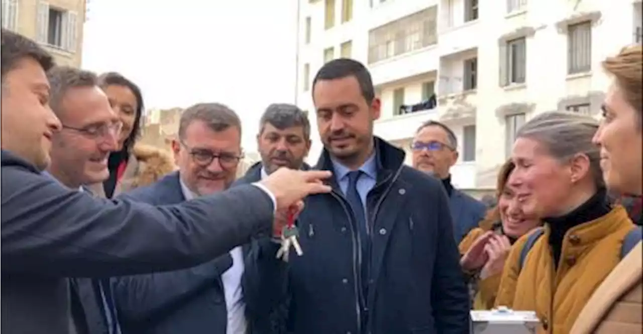 Le ministre du Logement en visite à l’îlot Hoche-Versailles