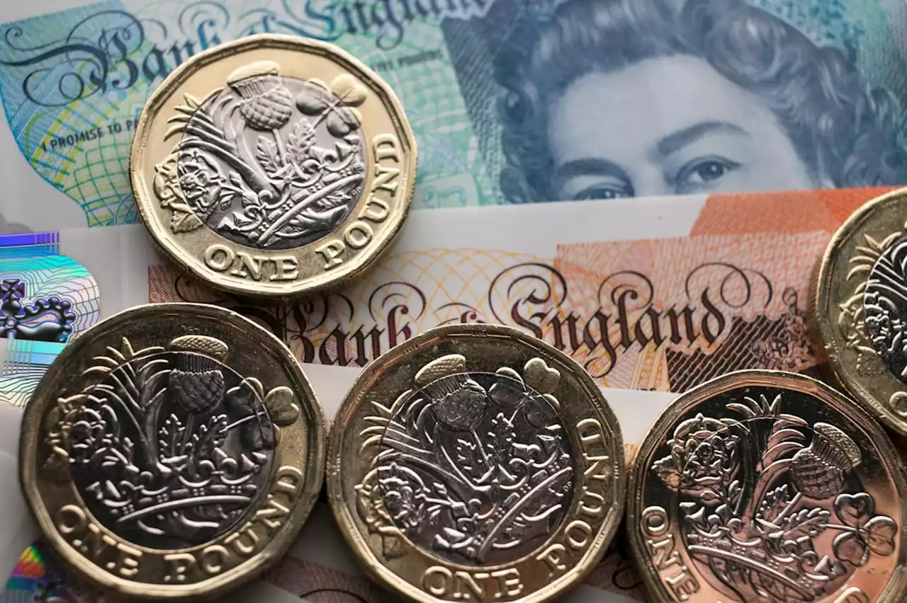 Department for Work and Pensions announce details of Christmas bonus for people on benefits