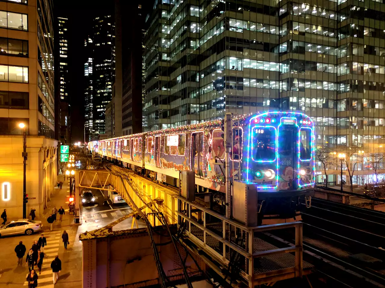 Chicago Holiday Trains Are Traveling Through the City and Suburbs. Here's How to Hop Aboard