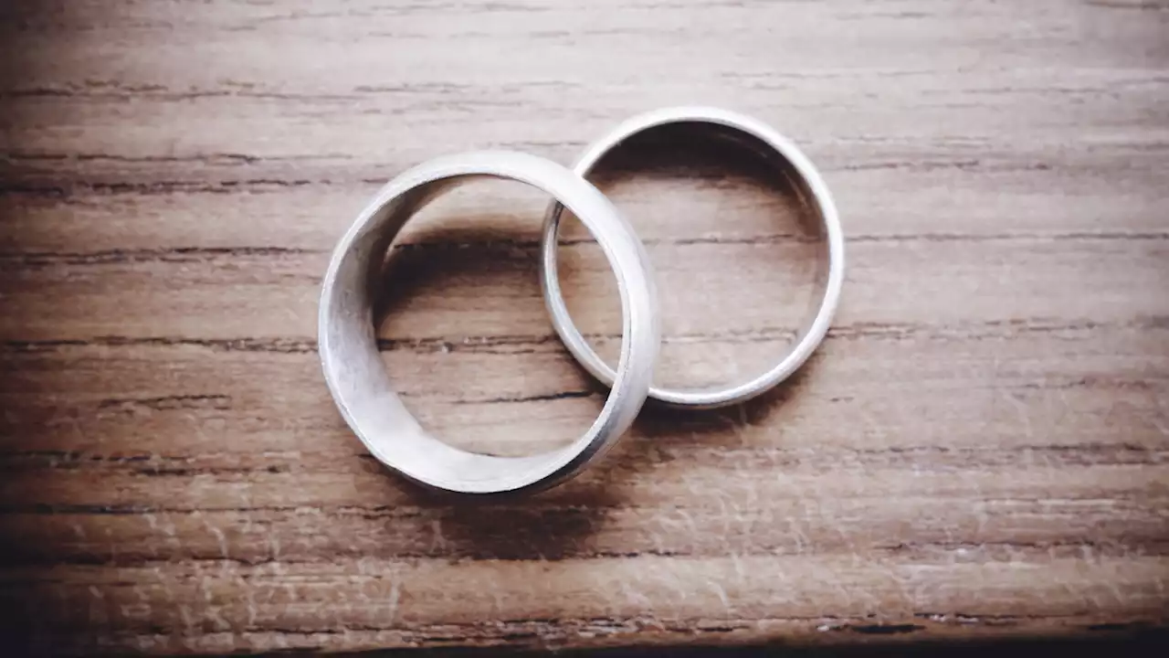 New Hampshire Man Manages to Find Lost Wedding Rings in Trash Trailer