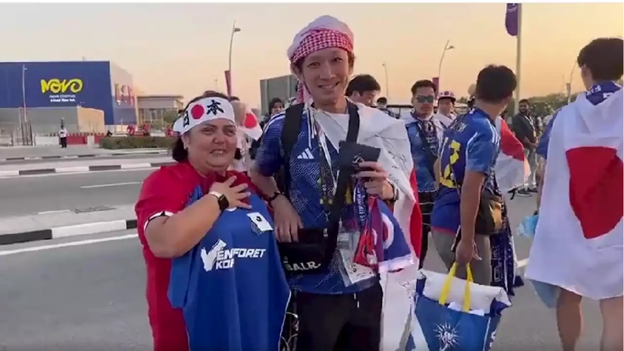 Qatar 2022: Aficionada de Costa Rica devolvió una cartera perdida a japonés y la recompensan