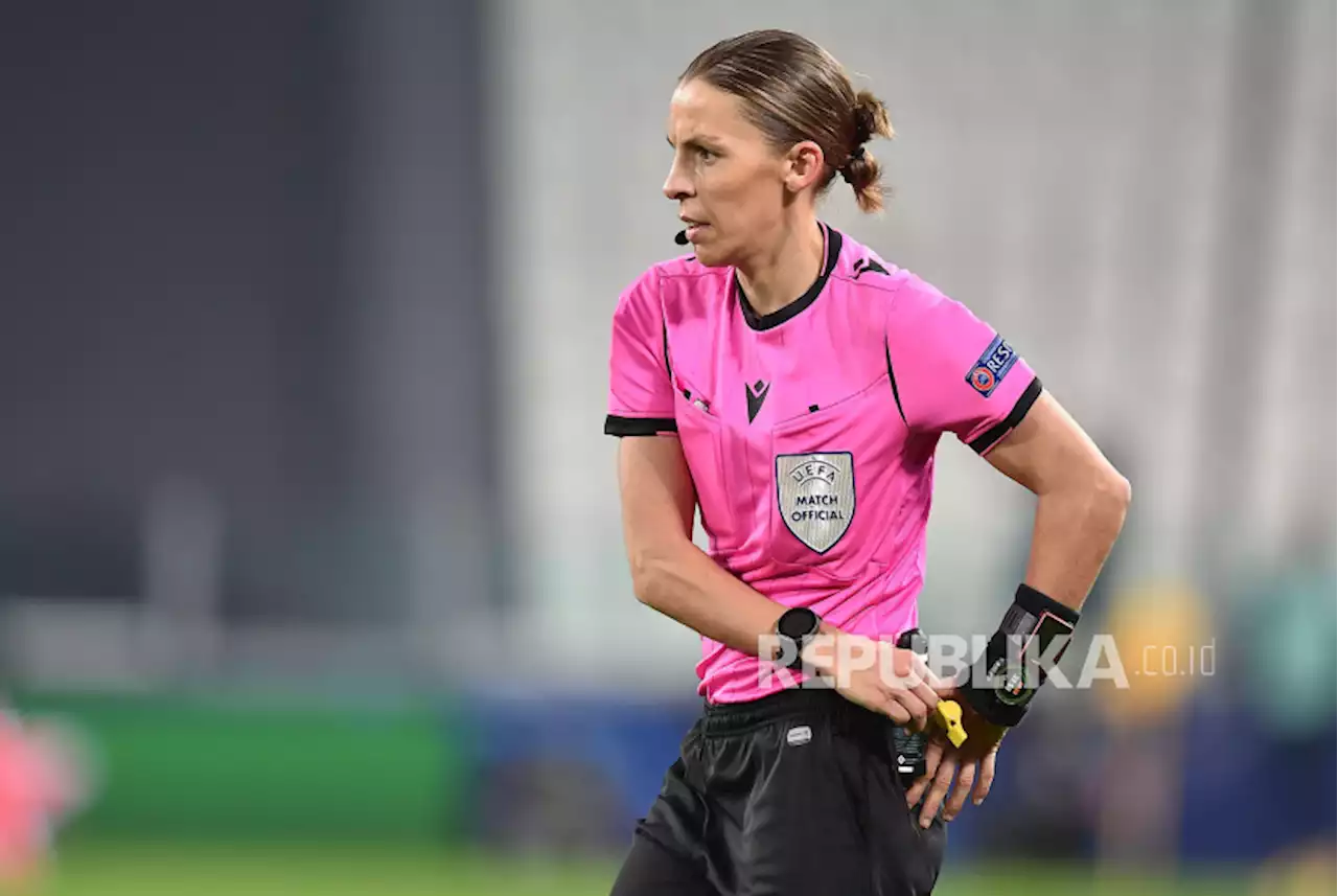 Sejarah di Piala Dunia, Tim Wasit Perempuan akan Pimpin Pertandingan Jerman vs Kosta Rika |Republika Online