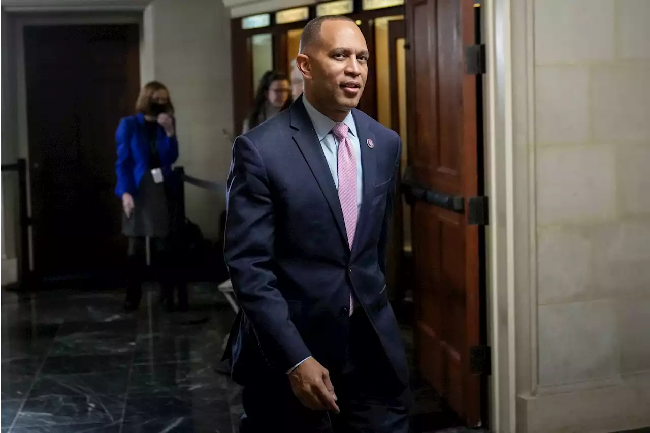 Hakeem Jeffries Becomes First Black Congressional Party Leader