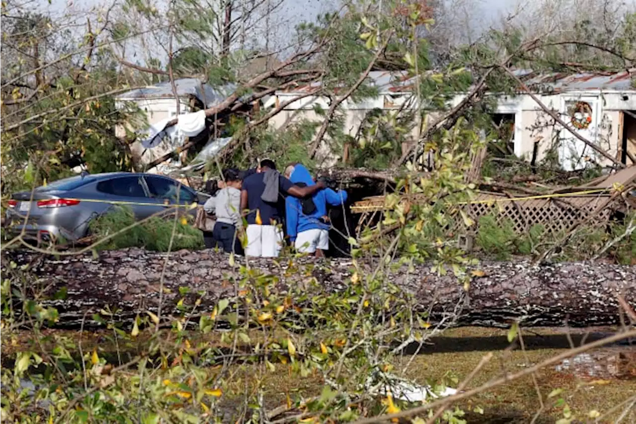 Tornadoes wrecking homes around South fueled by record highs