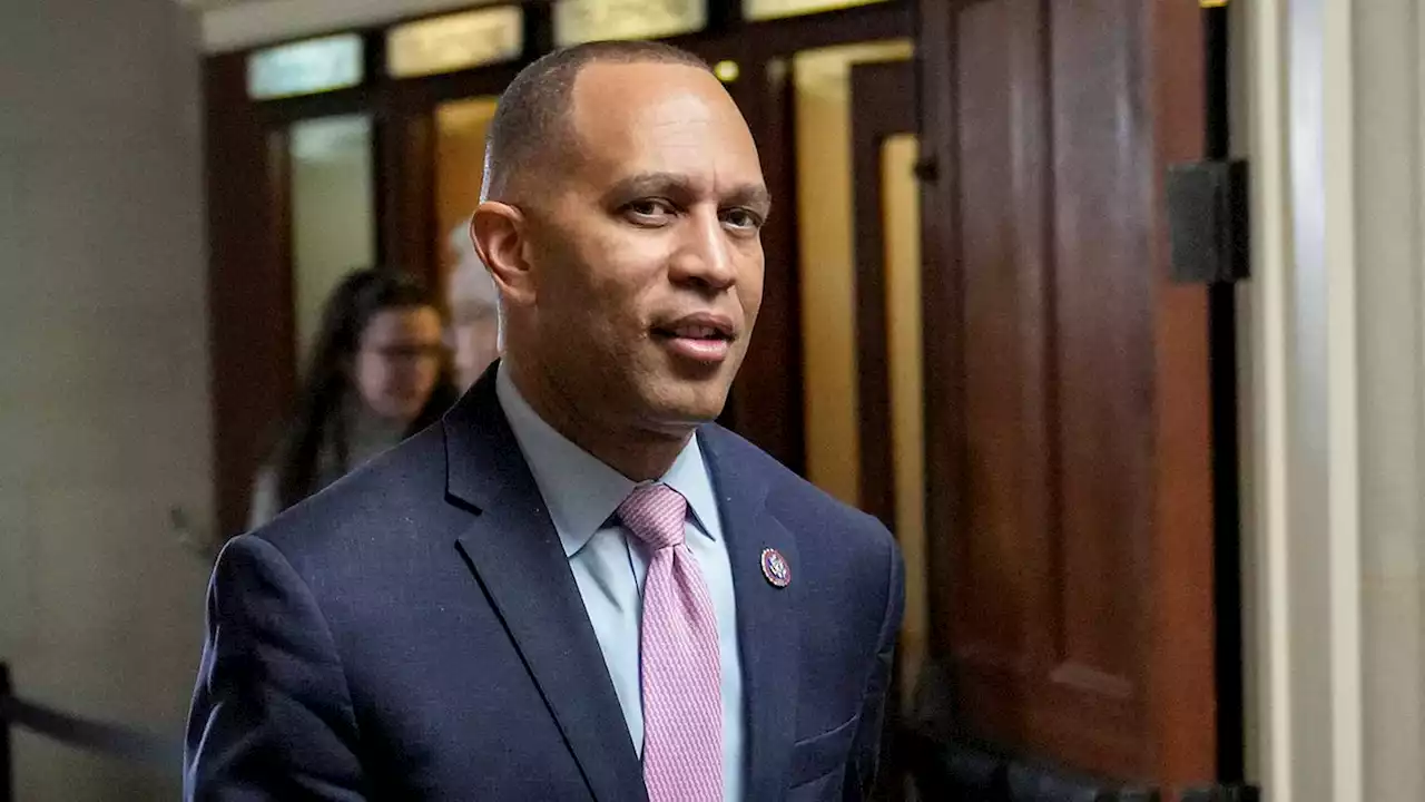 Rep. Hakeem Jeffries elected to succeed Pelosi, will become 1st Black party leader in Congress