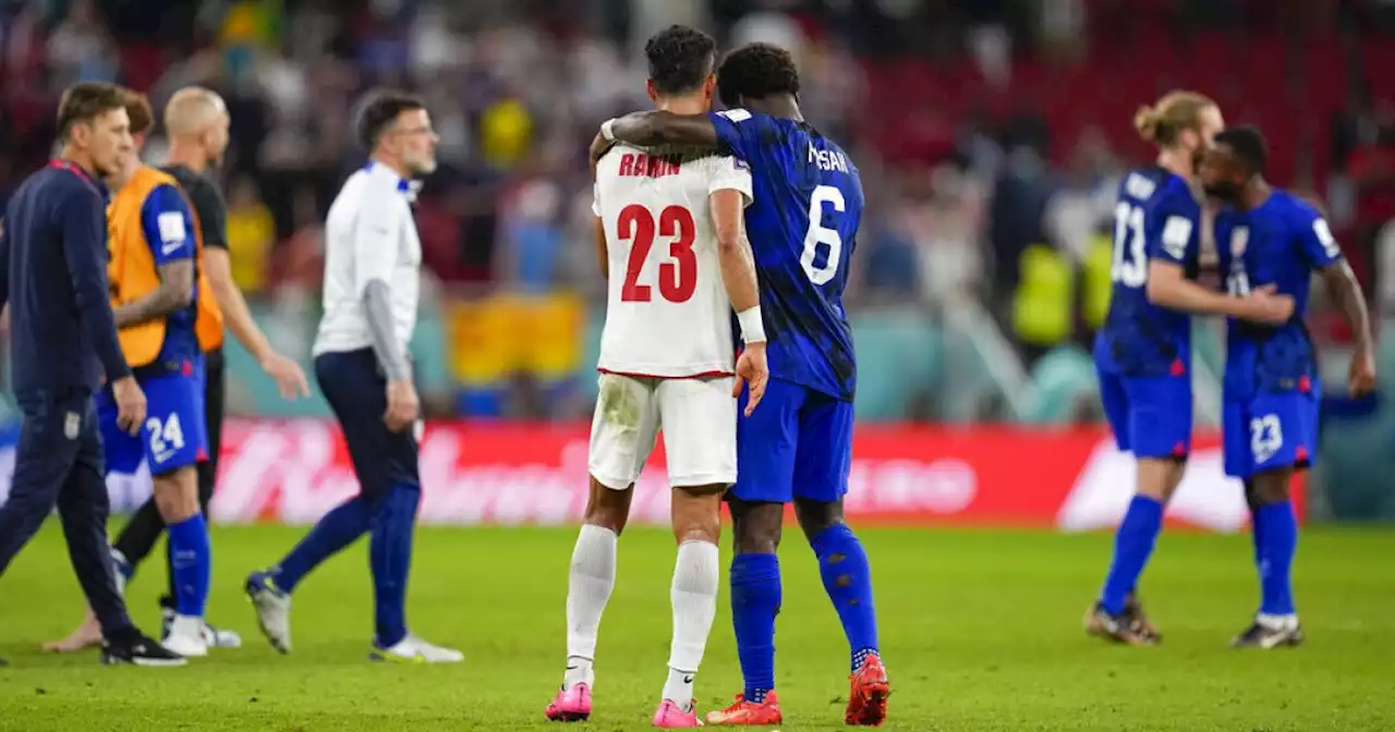 Americans comfort Iranian players after World Cup match