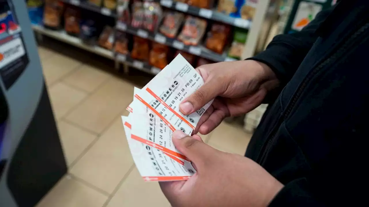 Powerball jackpot sets new lottery prize record at $1.6B for Saturday's drawing